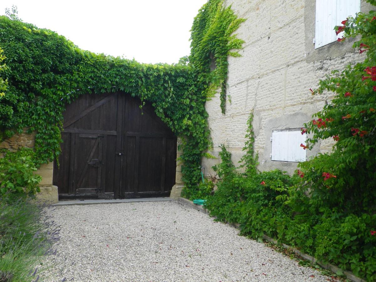 Le Mas Des Flaneraies Althen-des-Paluds Exterior foto